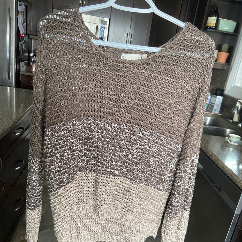 Knit sweater